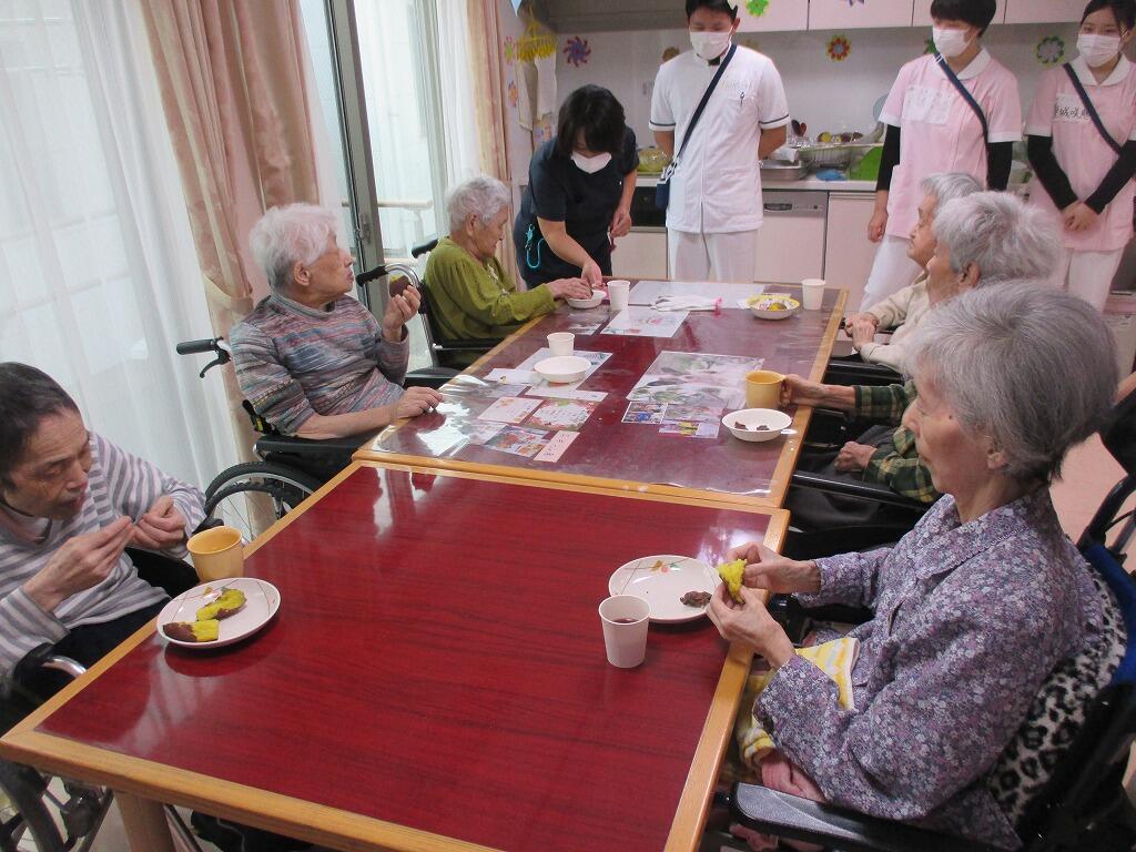 焼き芋写真②.jpg